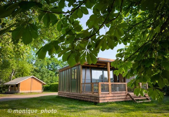 Onlycamp Le Pont Romain Yvre-l'Eveque Екстер'єр фото